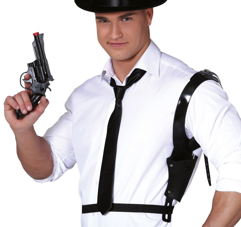Pistol med skulderhylster