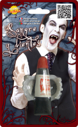 Vampyrtænder med blod
